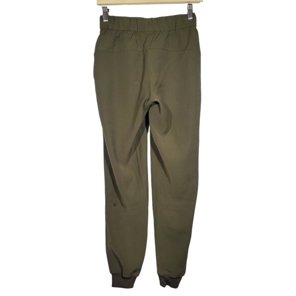Lululemon On the Fly Jogger Pants Women's 2 Olive Green Loungewear Gym Travel - Picture 4 of 6